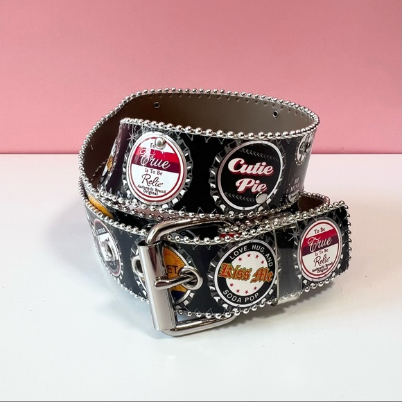 Vintage Accessories - Vintage retro 90s Y2K 2000s mcbling bottle cap belt